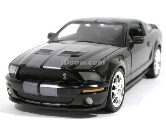 2007 Ford Mustang Shelby GT500 diecast model car 1:18 scale die