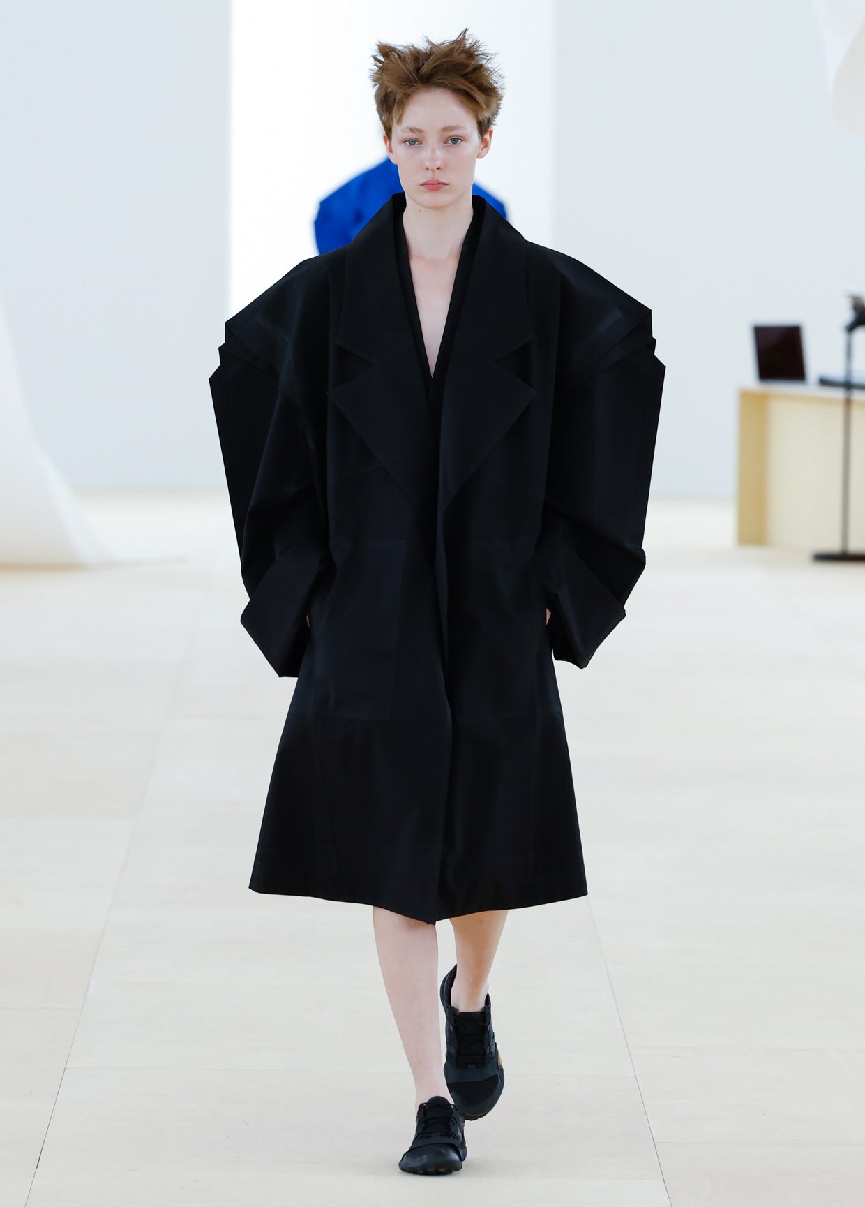 ISSEY MIYAKE SPRING SUMMER 2024 コレクション 23 – isseymiyake.com