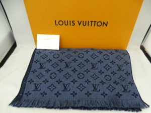 ルイヴィトン エシャルプモノグラムクラッシック マフラー M78525 新