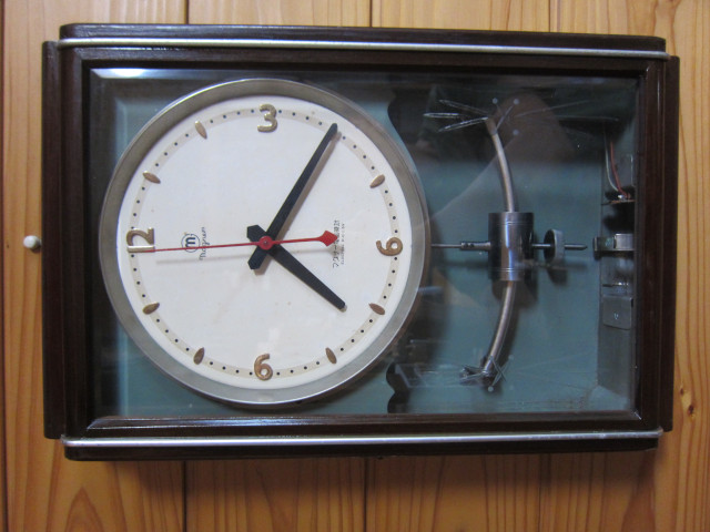 マグナー電磁時計 - 電池式振子時計・昭和30年通商産業大臣賞受賞全面硝子