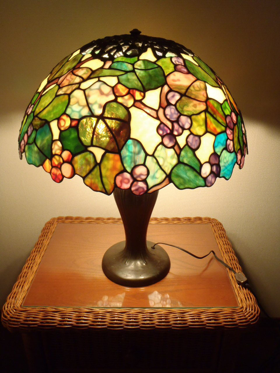 ステンドグラス（大）スタンド 青ぶどう柄 ステンドグラス インテリア