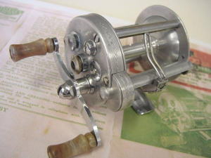 播磨漁具研究所」「西洋漁具図鑑」「Reel／リール」「Pflueger」ページ