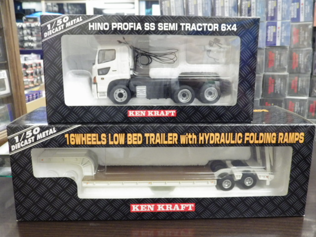 ケンクラフト日野プロフィア SS 6x4トラクタートレーラーセット 1/50