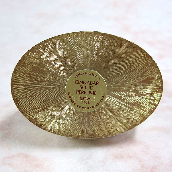 エスティ・ローダー 猫のコンパクト