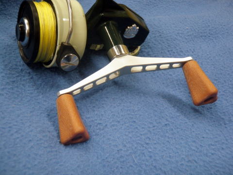 ABUカーディナルダブルハンドルROBO