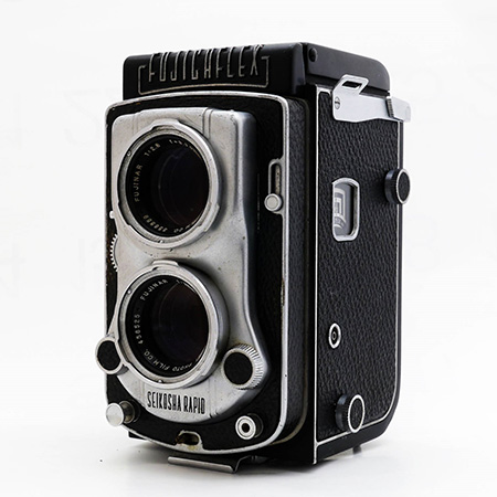 国産二眼レフ最高値、フジカフレックス。| 今月のひとこと