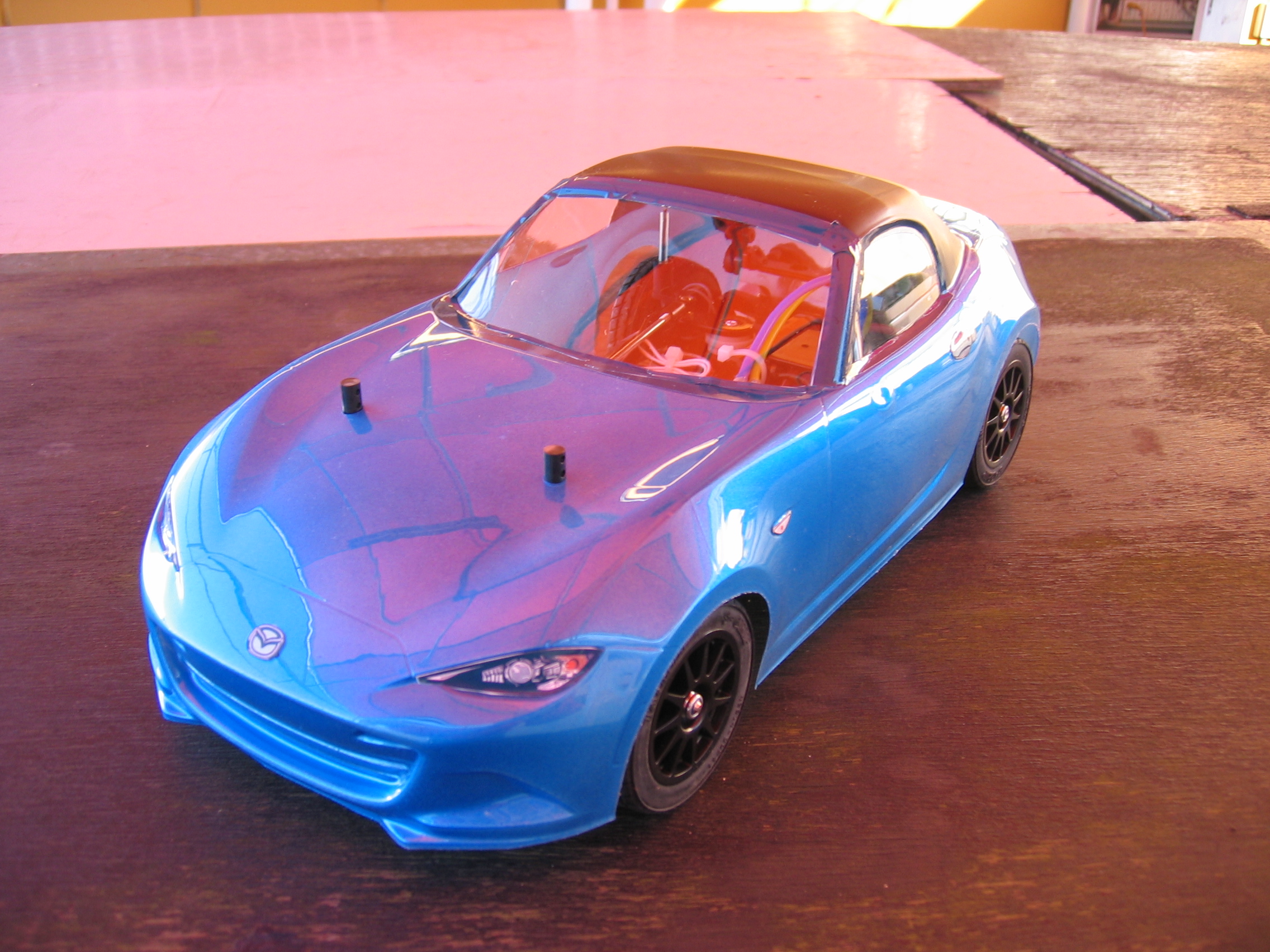 タミヤ・メディア対抗RCロードスター耐久レース【ep1】 出会い～ボディ