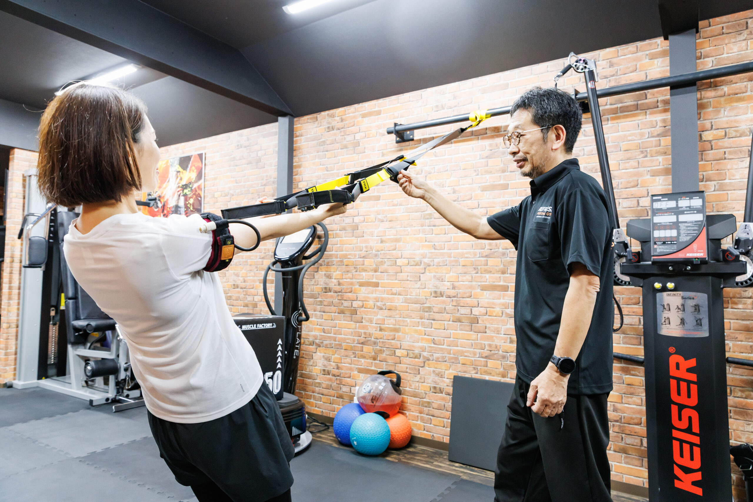 加圧トレーニング | REFRESH personal gym｜大阪西田辺の完全予約制