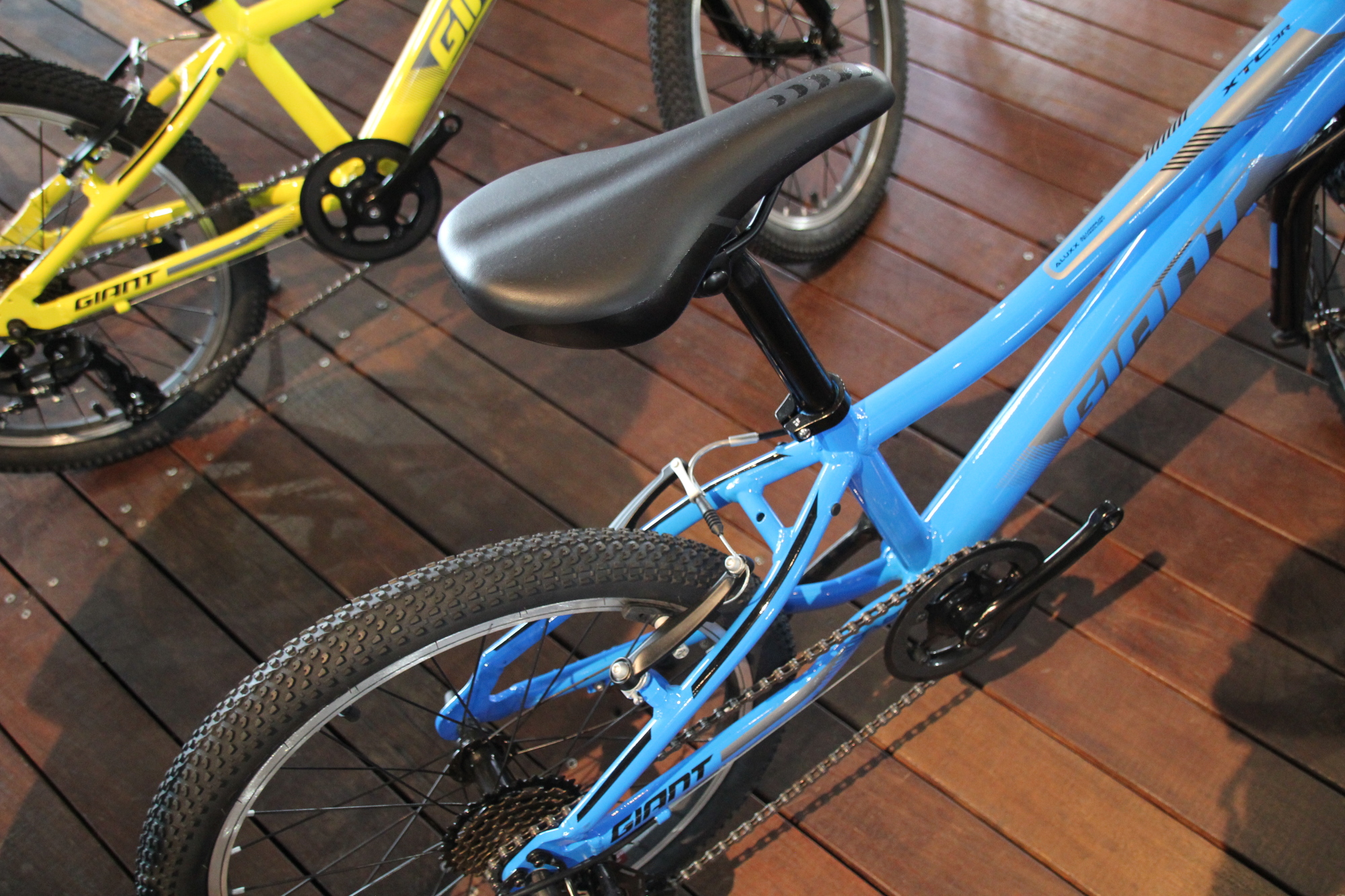 ジャイアント(GIANT) XTC JR 20 LITE(エックスティーシー ジュニア20