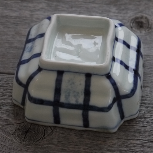 有田焼/寛右衛門窯/染付山水小鉢/11.2 X H5 - テーブルライフストア