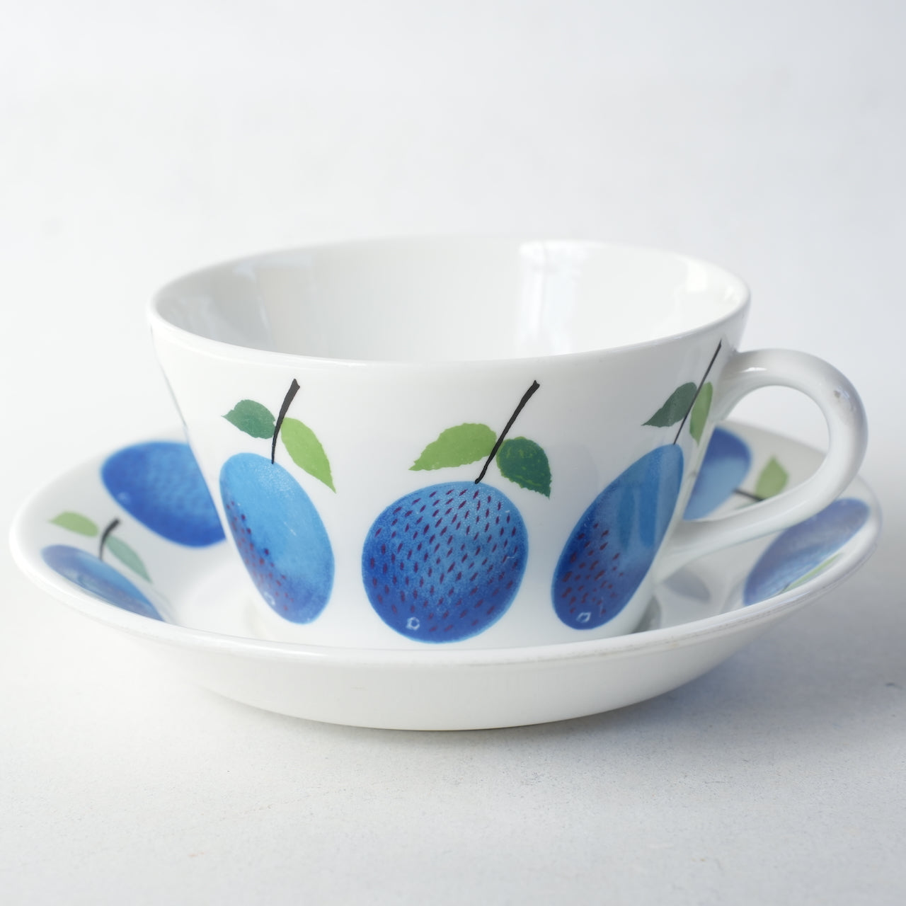 プルーヌス（Prunus）グスタフスベリのヴィンテージ食器 | 通販の通販