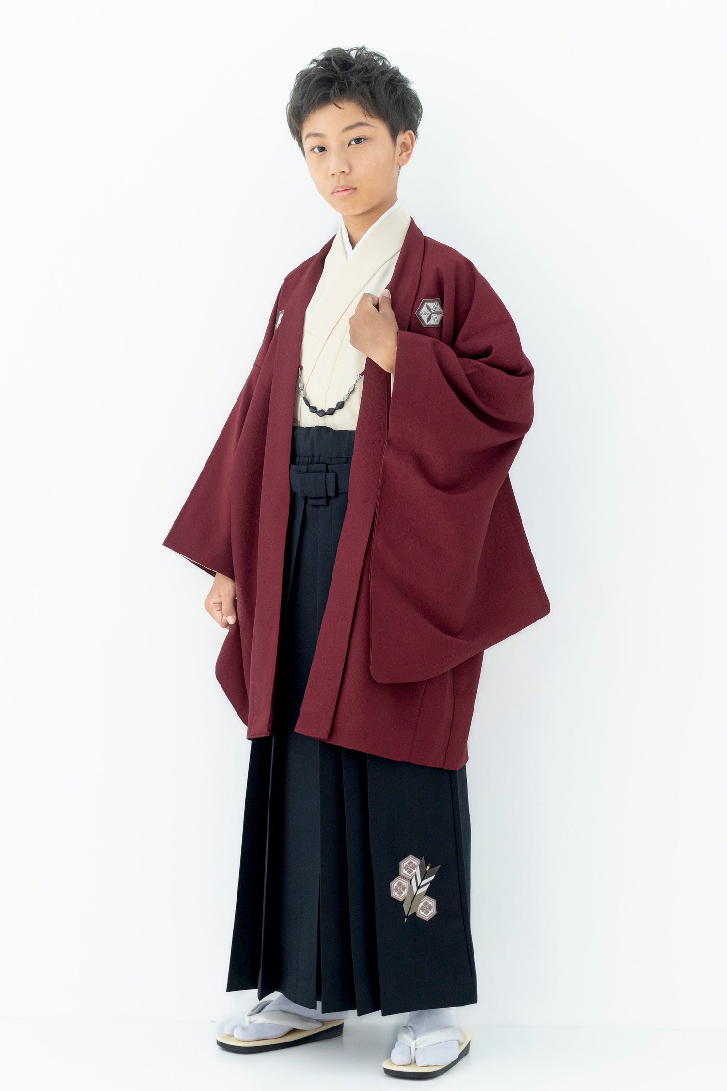 D1002 亀甲に矢絣/エンジ×黒 【小学生男の子卒業式袴レンタル