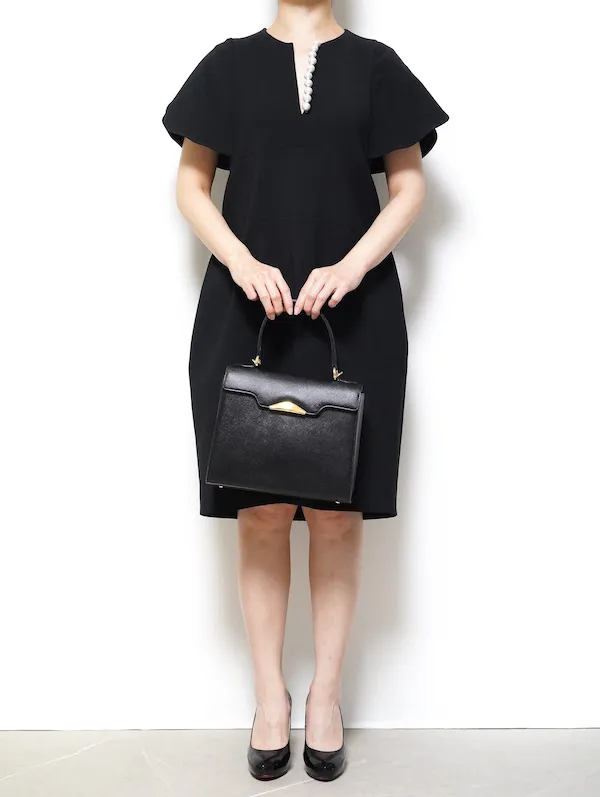 美品✨ヨーコチャン フレアスリーブパールスリットラインドレス ペダル