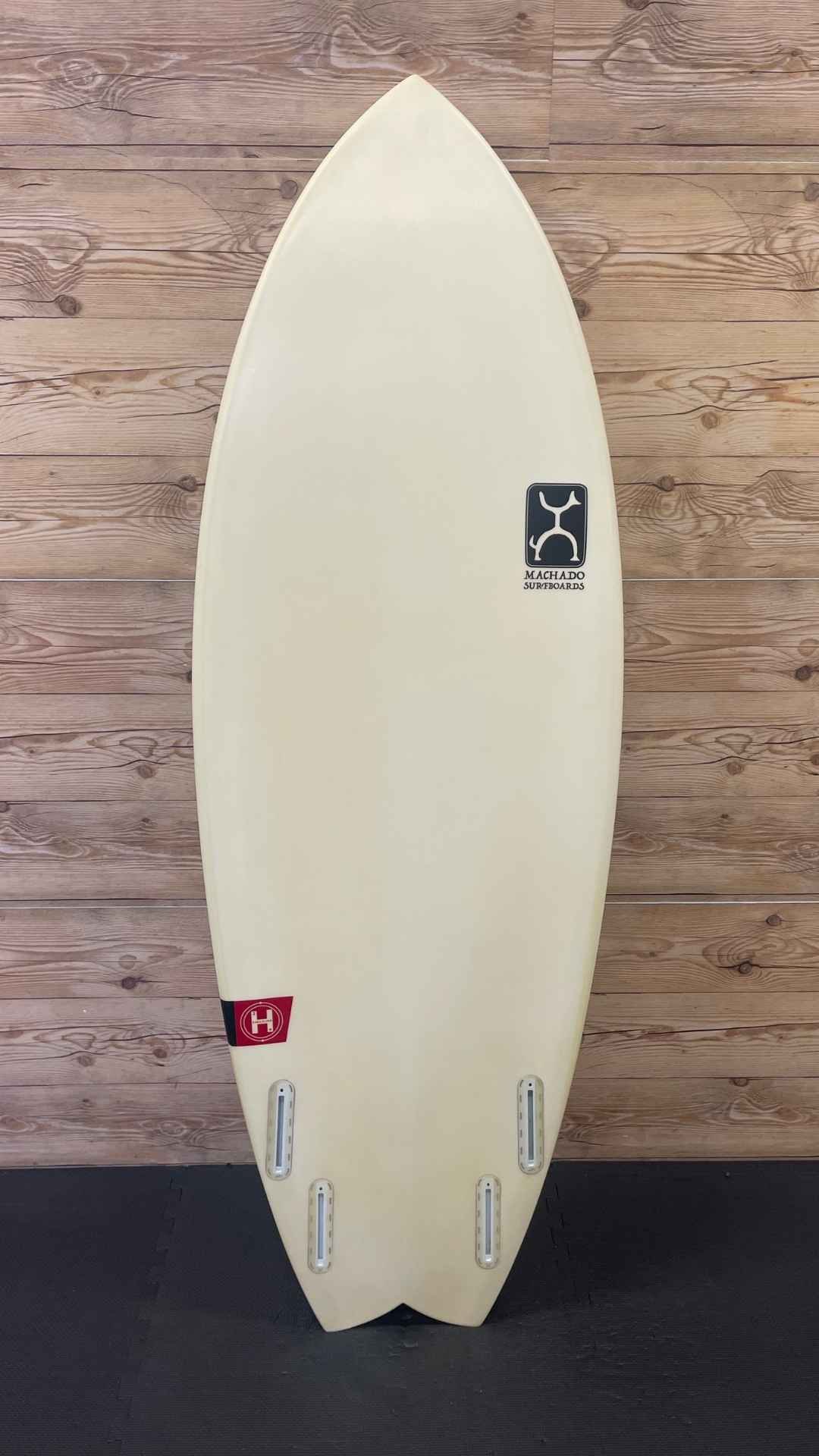 トリス】フィン付 FIREWIRE GO FISH 5'7 ロブマチャド トリス】フィン