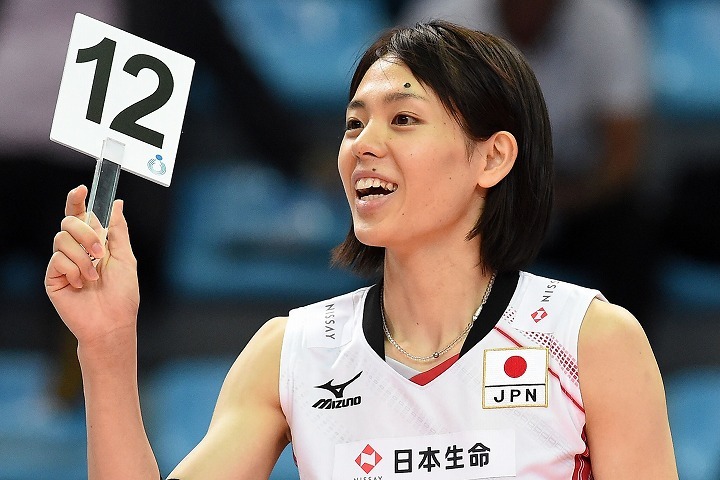 別人かな♥」元バレー日本代表・迫田さおりの“雰囲気激変”ワンピース姿