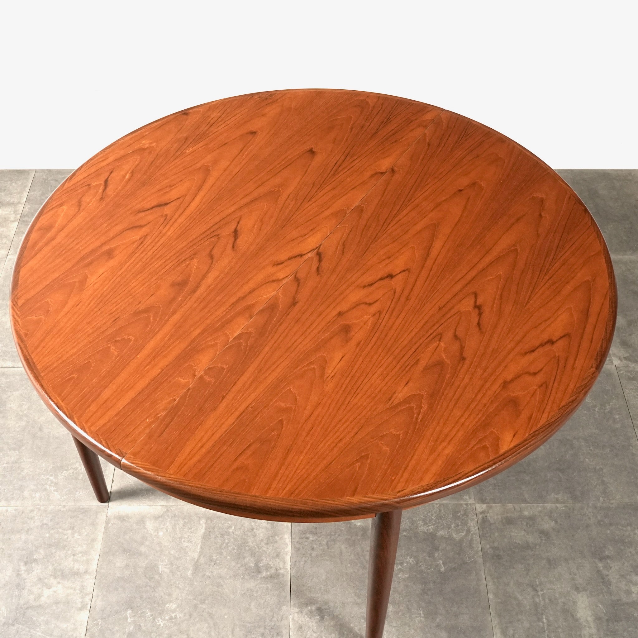 G-PLAN】Fresco ラウンド ダイニングテーブル – TIME HYPE