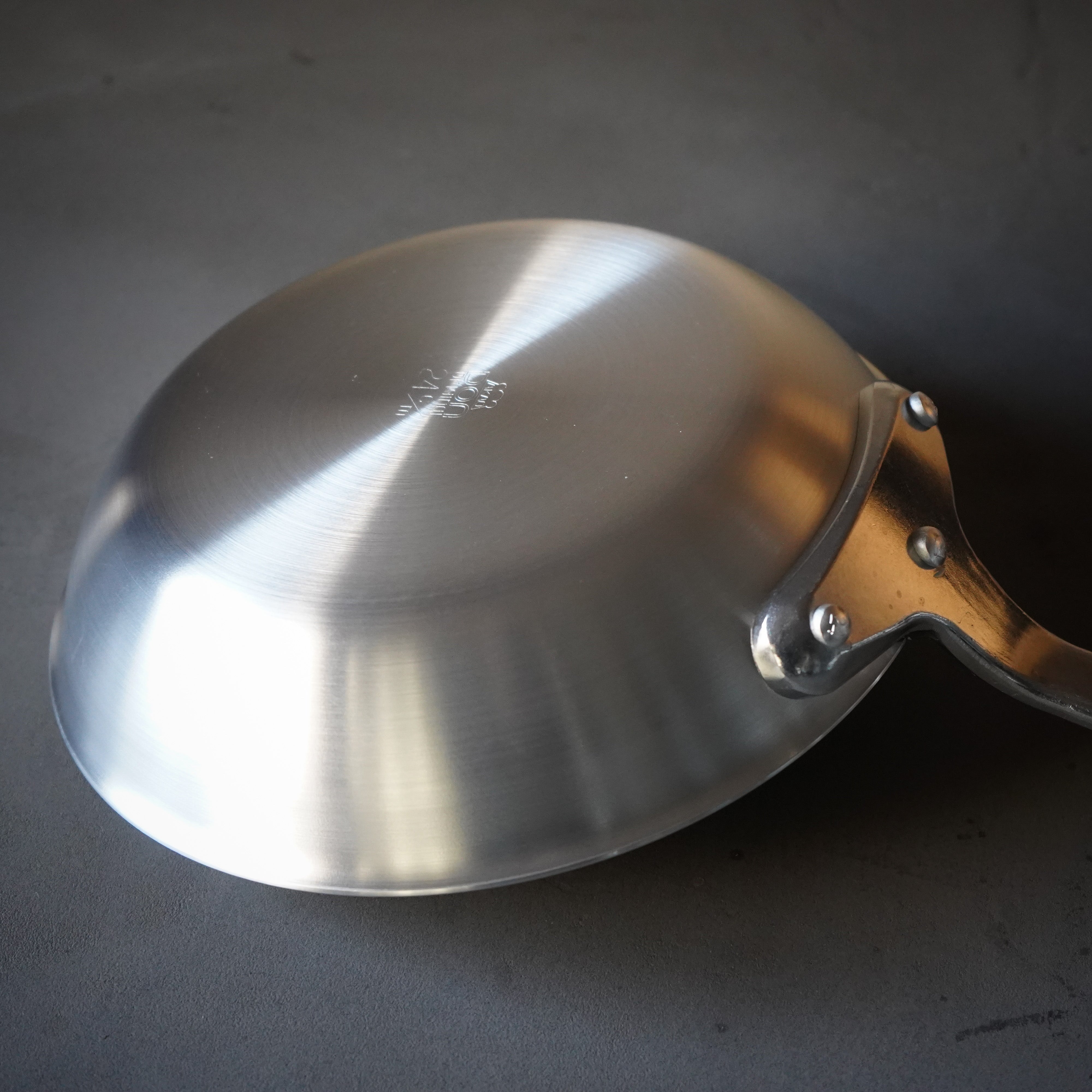 DON アルミフライパン / アカオアルミ – Tomoe-Ya