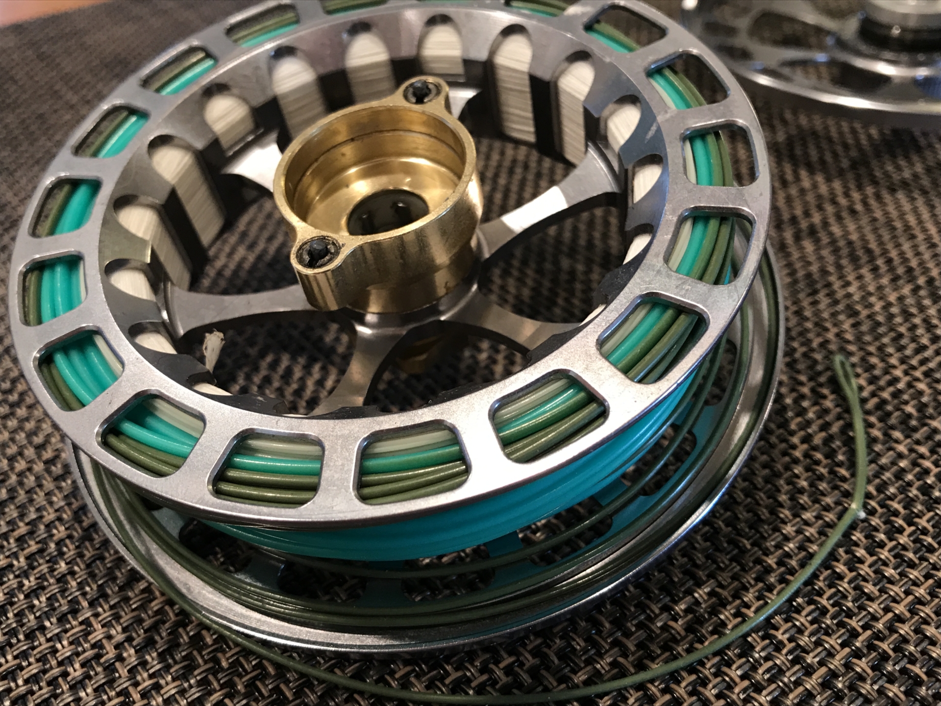 フライフィッシングについて – フライリールを選ぶポイント | Tokyo