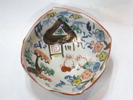 夕立窯 うさぎのお宿 角菓子器 箸付 - 土岐陶器本店