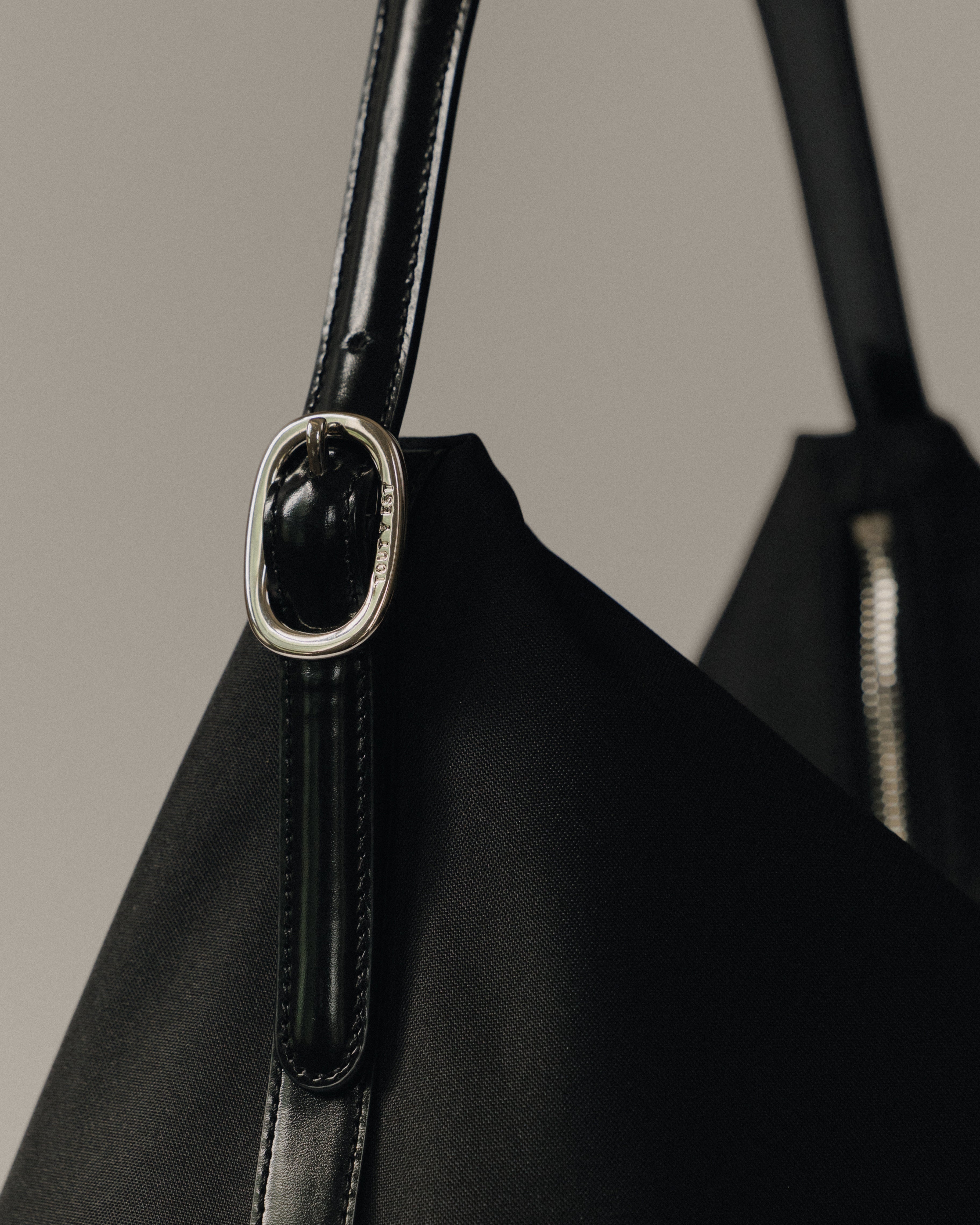 SAC CANOT TOILE BLACK – TOUT Y EST JP