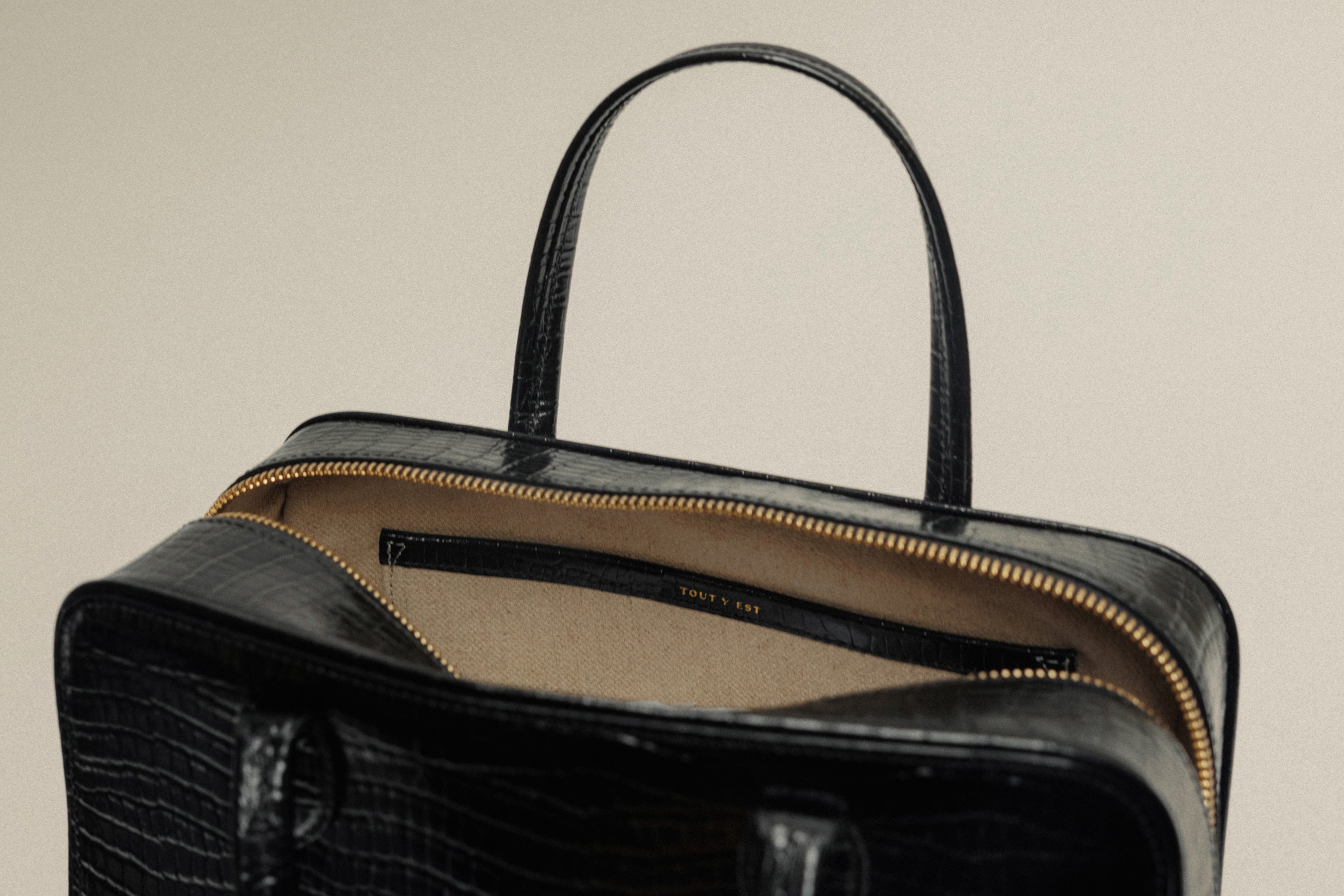 SAC LOQUET SMALL CROCO BLACK – TOUT Y EST JP