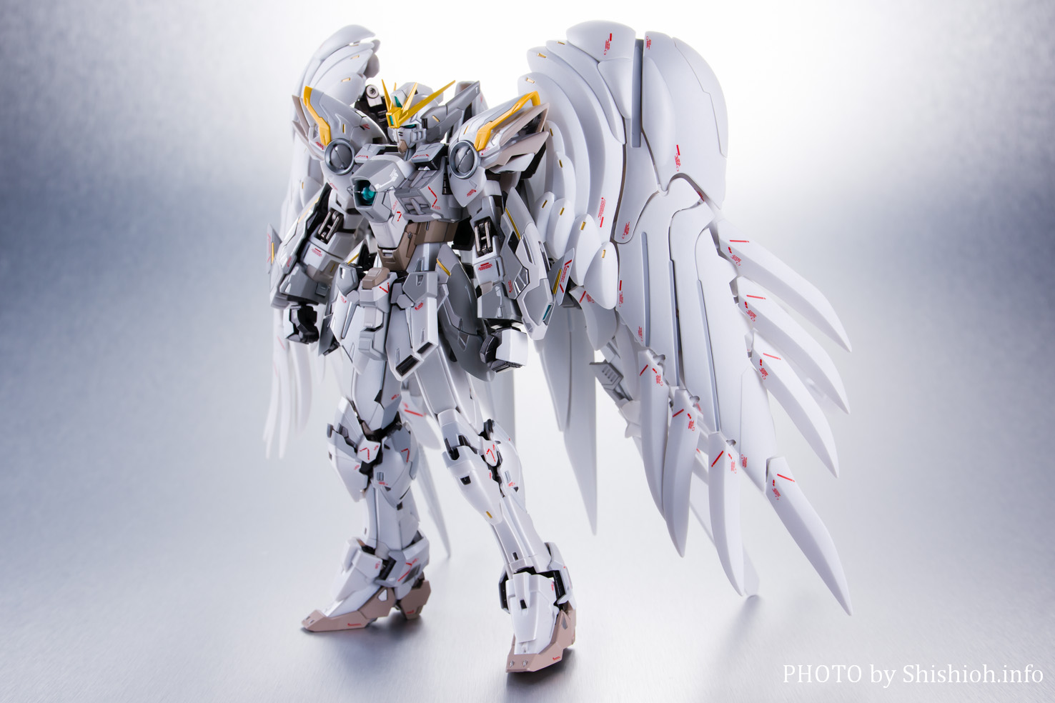 15周年限定販売】ウイングガンダムスノーホワイトプレリュード（再販