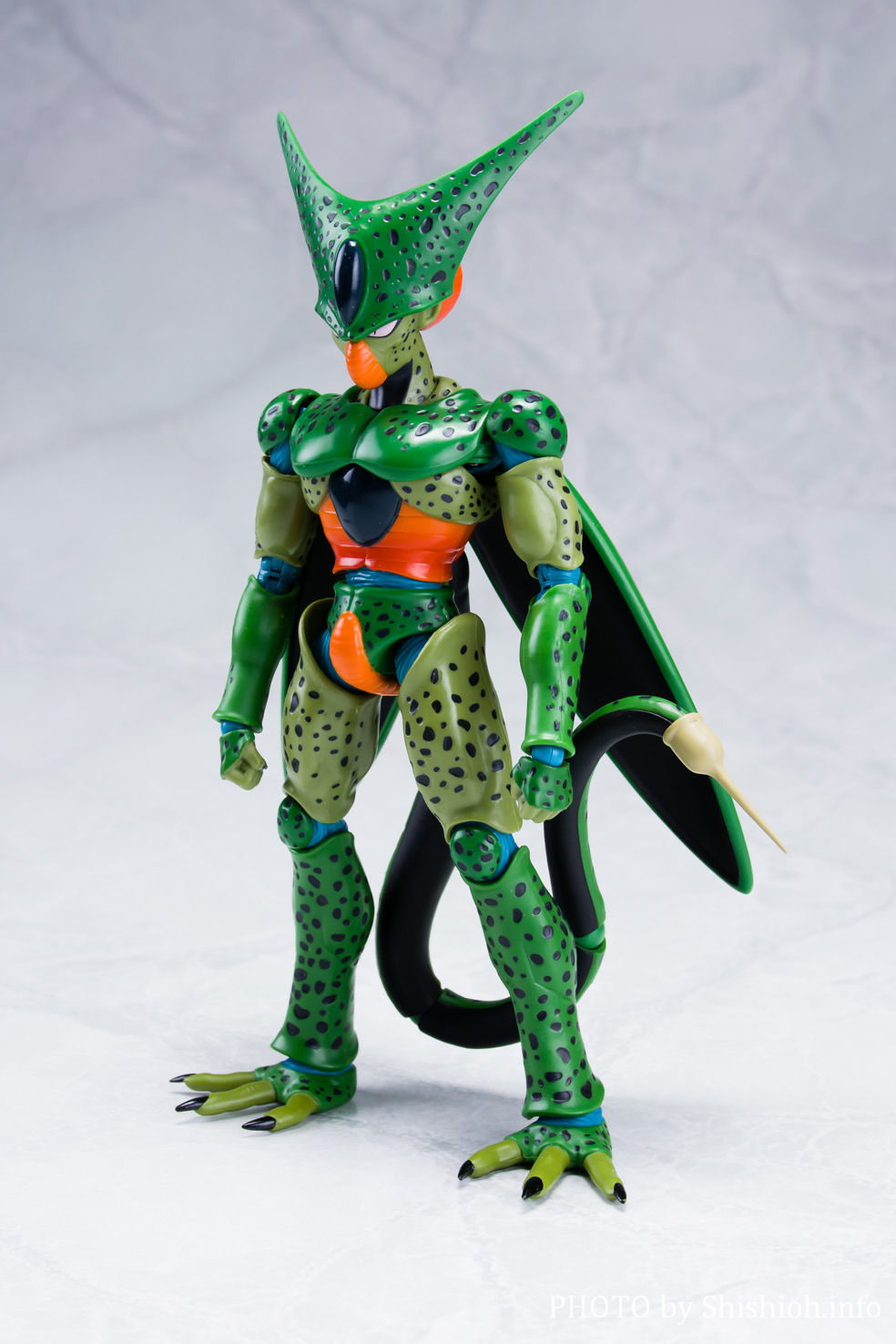 レビュー】S.H.Figuarts セル 第一形態