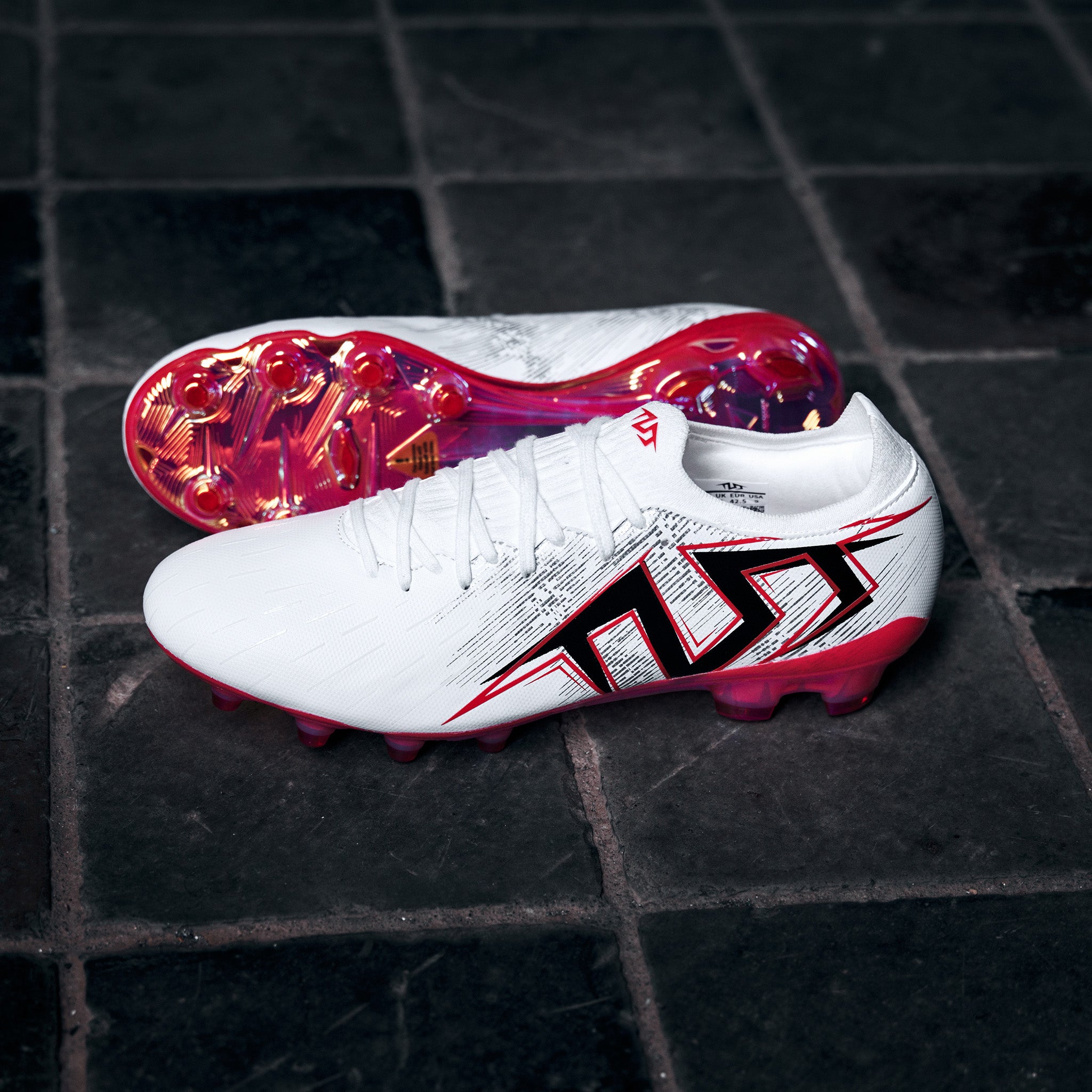 STRIKER.711 FG -Premier Pack – TLSS.JP