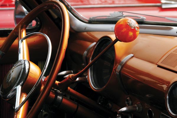 楽天市場】Rat Fink (ラット フィンク) カラー シフト ノブ : MOONEYES