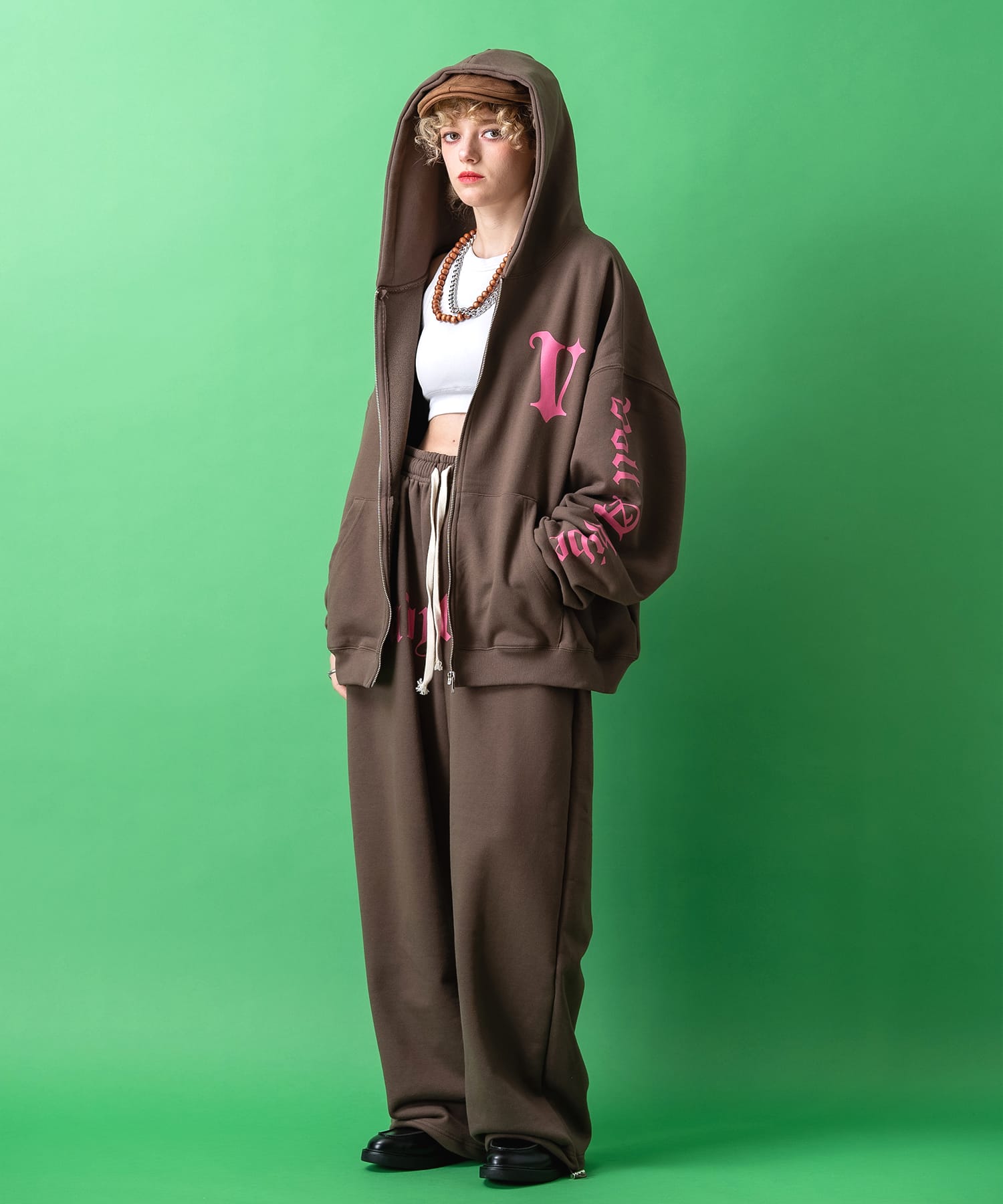 楽天市場】a.p.o.v. ストリートロゴプリントワイドスウェットパンツ