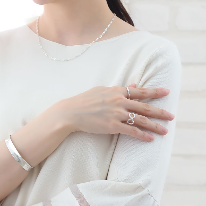 楽天市場】槌目インフィニティ カレンシルバーリング 指輪 レディース