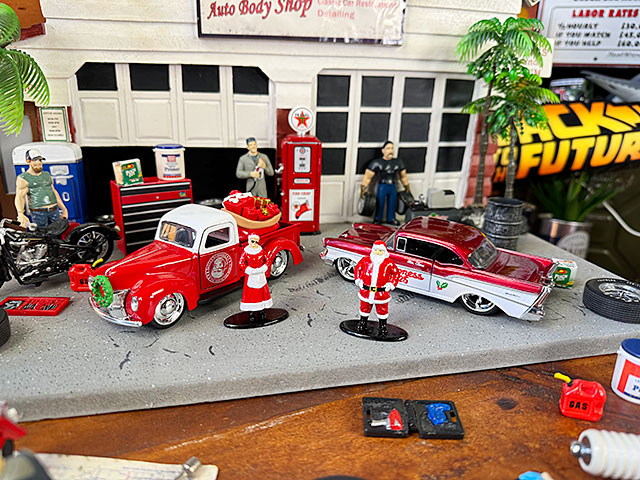 楽天市場】Jada ミスター ＆ ミセス サンタクロース 1941年 フォード