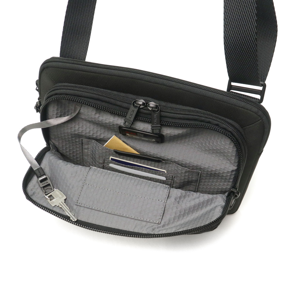 楽天市場】【土日限定 最大48倍】【正規品5年保証】 トゥミ ショルダー