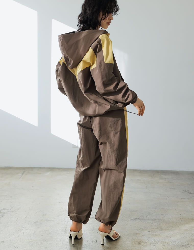 楽天市場】【OUTLET】M/Lサイズナイロンタフタ配色アノラックパーカー