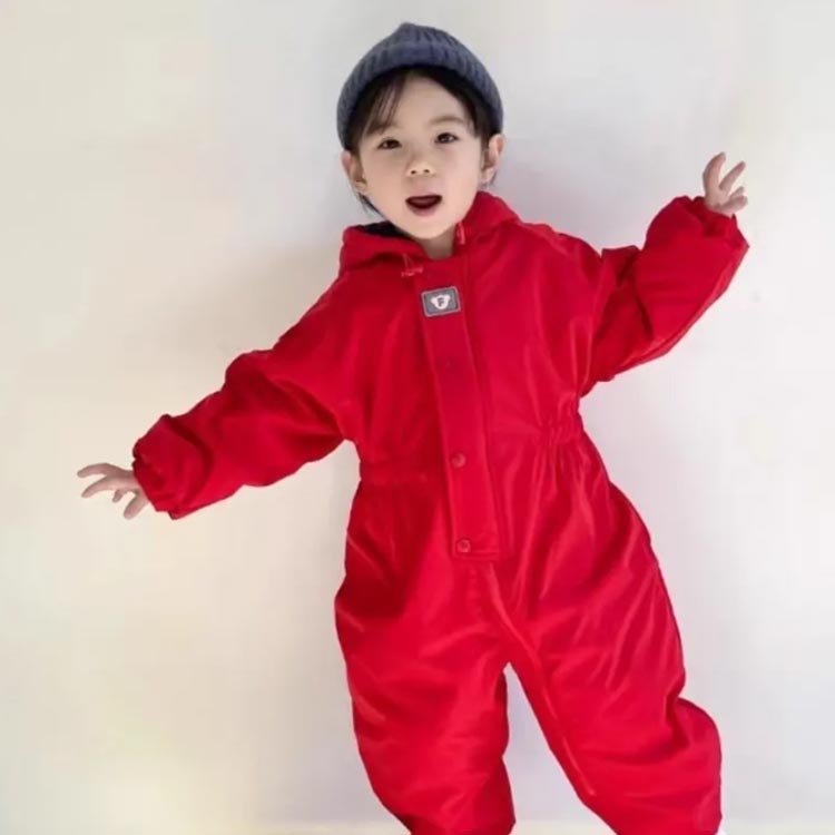 楽天市場】ジャンプスーツ 雪遊び 防寒 キッズ つなぎ スキーウェア