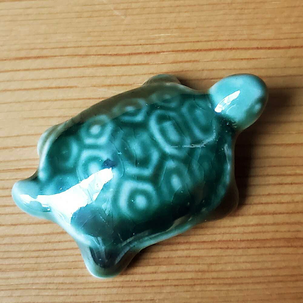 楽天市場】ミニチュア 置物 飾り フィギュア 緑 亀（かめ）4．5cm 添