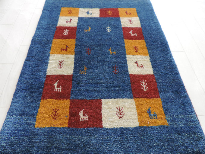 楽天市場】ギャッベ 手織り ウール ギャッベの本場 イラン シラーズ産