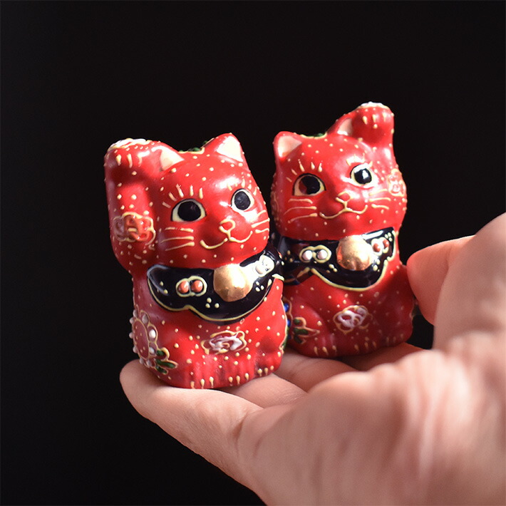 楽天市場】九谷焼 招き猫 置物 赤い猫 右手・左手セット ちび招き猫