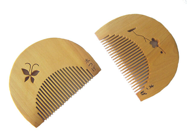 楽天市場】本つげ すかし彫り「半月とき櫛」 : 京の恵み