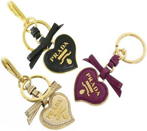 楽天市場】PRADA プラダ リボン付きハートキーリングフックホルダー