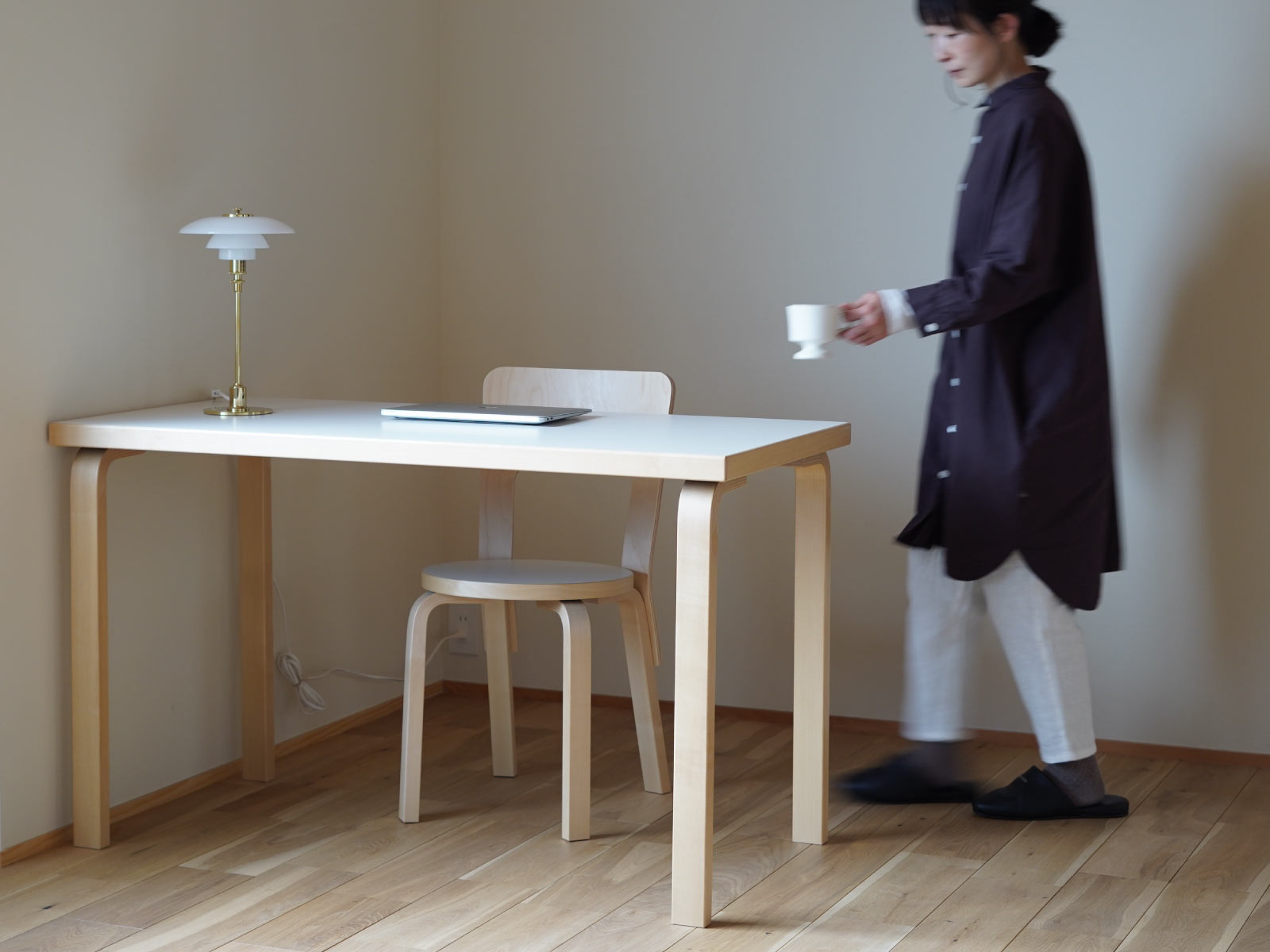 楽天市場】【即納在庫、特典有】artek (アルテック) 80Aテーブル