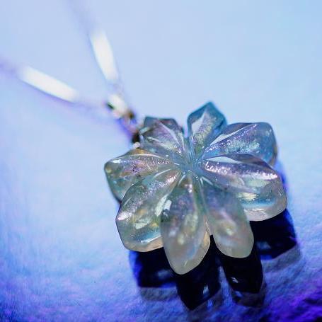 楽天市場】『オパールの花』 ガラスアクセサリー ネックレス