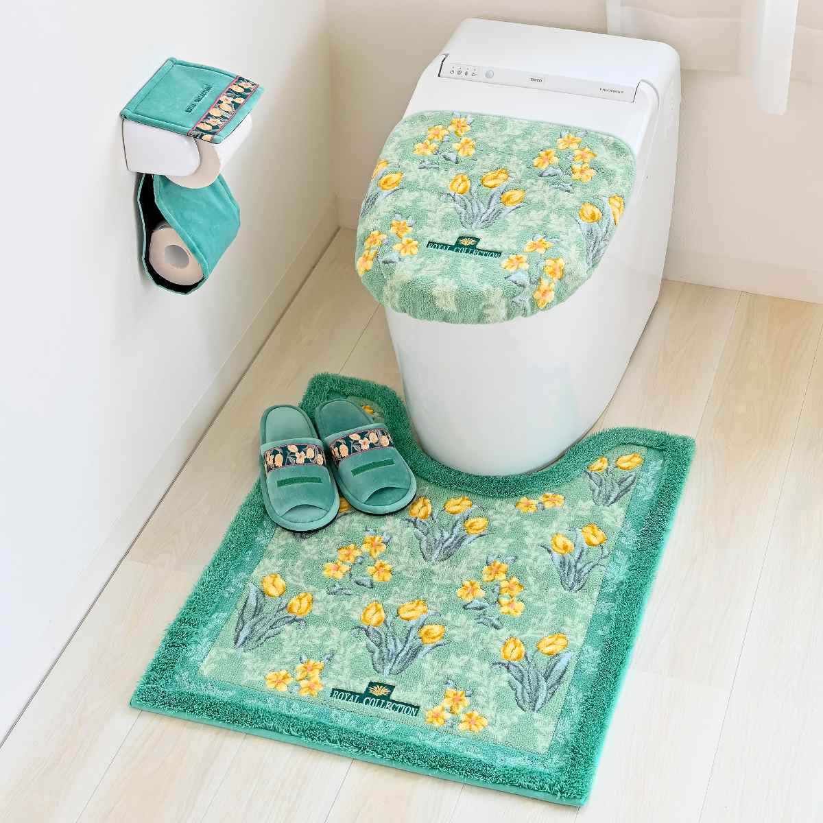 楽天市場】トイレマット 75×63cm ロイヤルコレクション アーツ