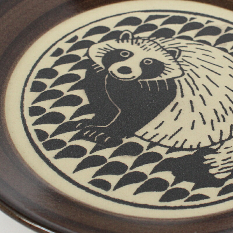 楽天市場】益子の皿 しんじるたぬき / 益子焼 / Lisa Larson リサ