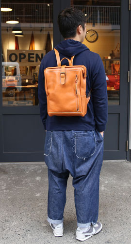 楽天市場】ジャプリッシュ ガマグチリュック（M） | リュック 本革