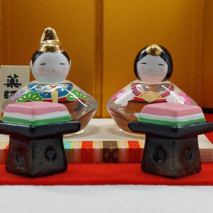 楽天市場】コンパクト雛人形フルセット【彩絵 玻璃座雛(わらべ)】金