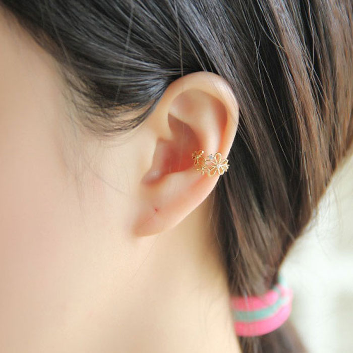 楽天市場】【送料無料】 フラワー イヤーカフ 花 イヤリング イヤー