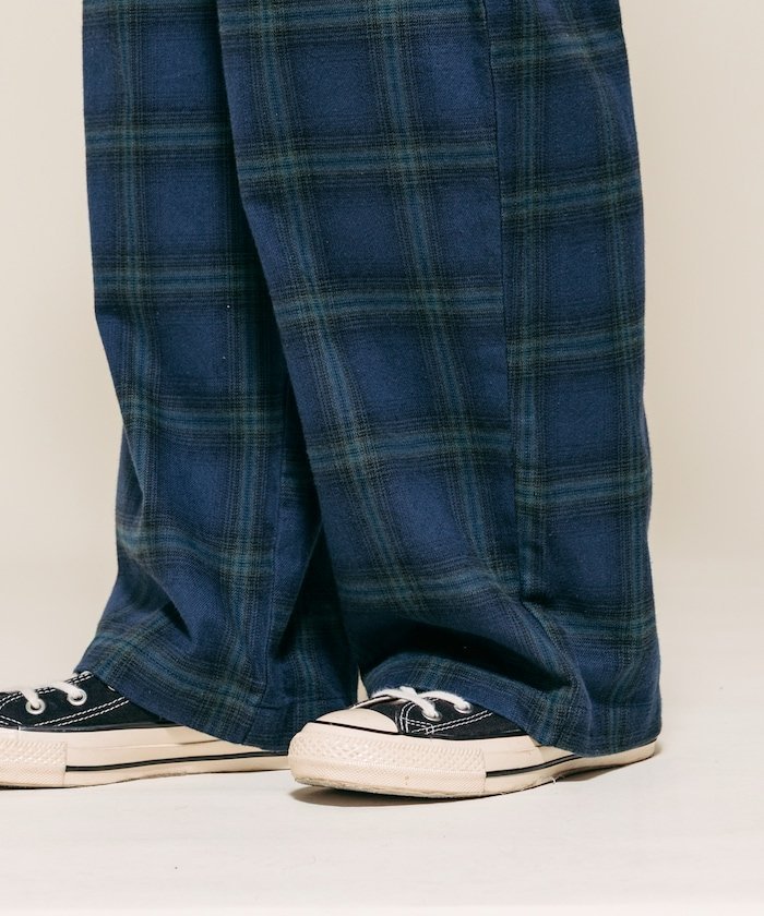 <新品> REVI 3点セット ハイウエストストレートデニム[品番：GERW0010588]｜GeeRA（ジーラ）の