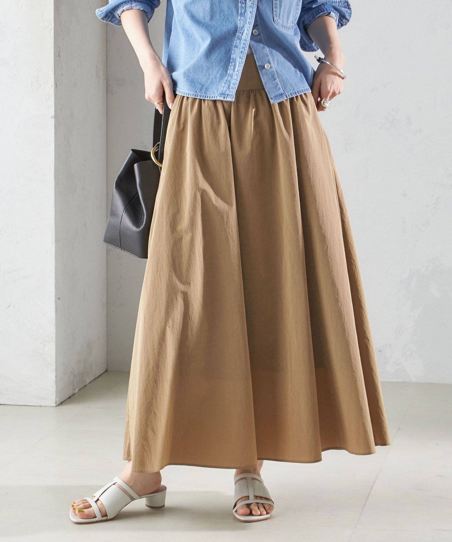 新品タグ付き✨フェラガモ　ラップスカート　ウエスト　ジップ　ゴールド　キャメル セール】 SHIPS any:〈手洗い可能〉サテン ラップデザイン ロング