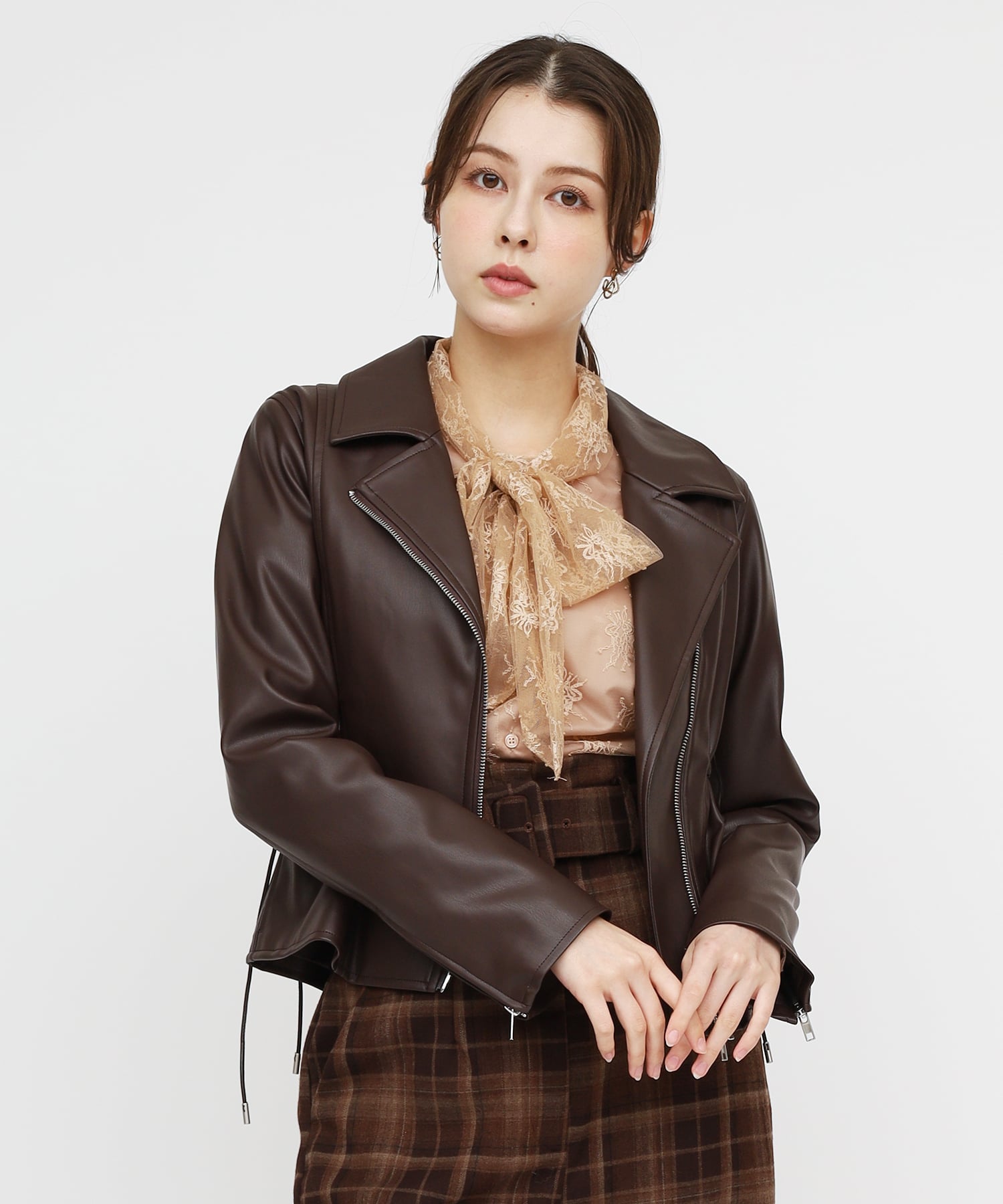 Heve【新品】Petal Form Blouson ペプラムレザーblack Petal Form